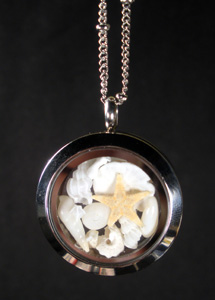 Locket White Collection